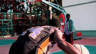 kaiyun app-篮球运动员专项体能训练数据驱动的个性化设计，篮球运动员的体能训练涵盖的六大项内容