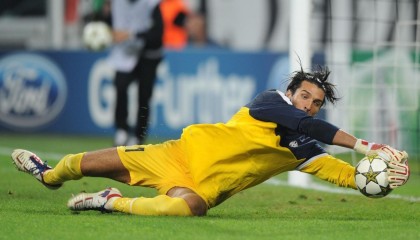 开云体育入口客服-传中成功率是否比射门转化率更能反映锋线配合默契